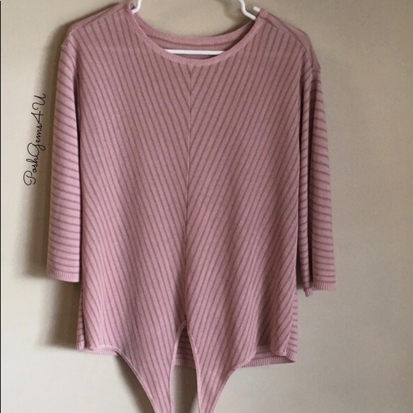 PRELOVED ✨ Sweater - Picture 3 of 5